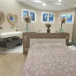 Thaïs Villa Nîmes