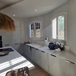 Thaïs * Nîmes